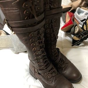 Brown zip boots